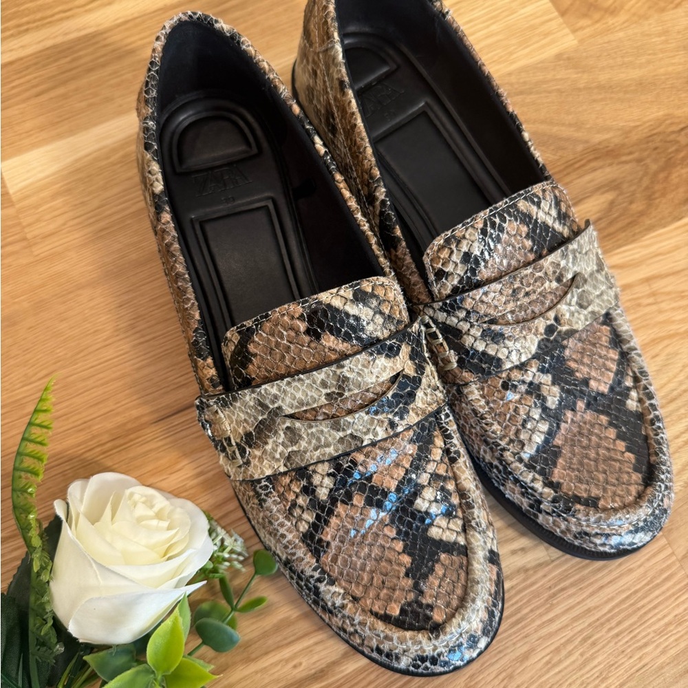 ZARA ANIMAL PRINT LOAFERS
